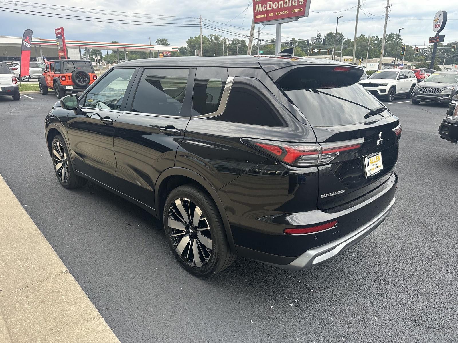 2025 Mitsubishi Outlander Trail Edition