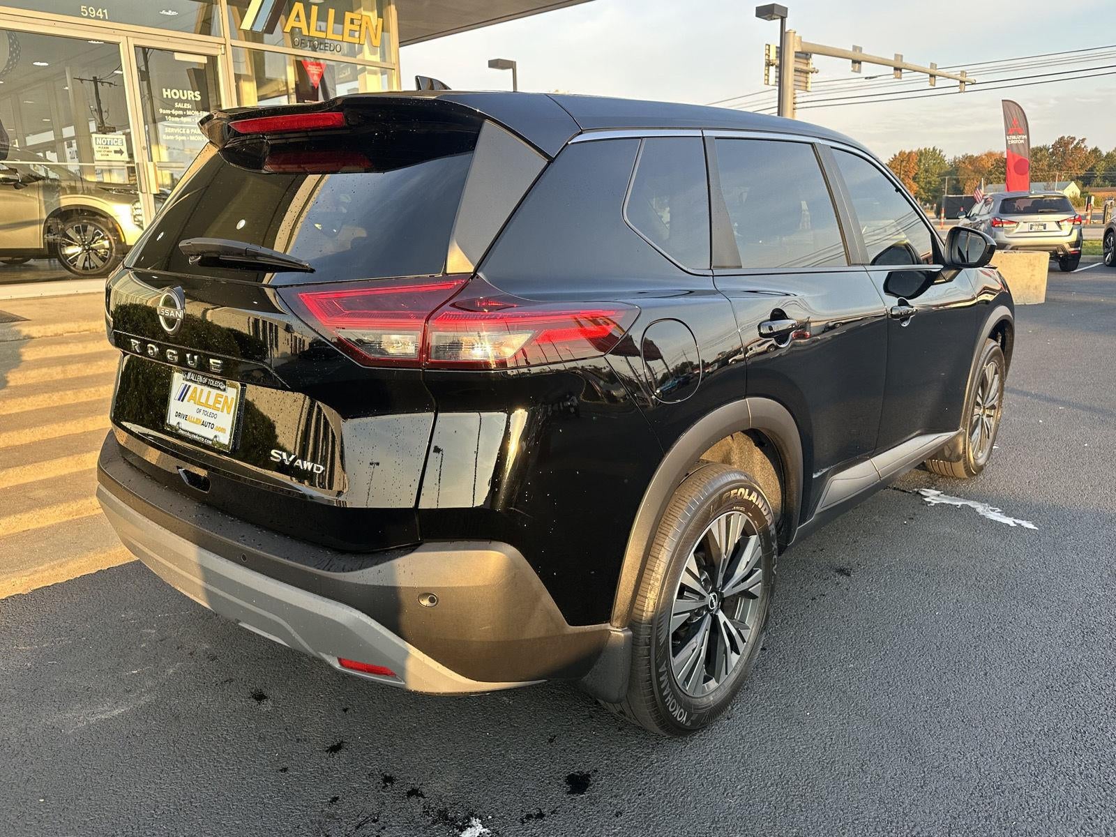 2023 Nissan ROGUE AWD SV