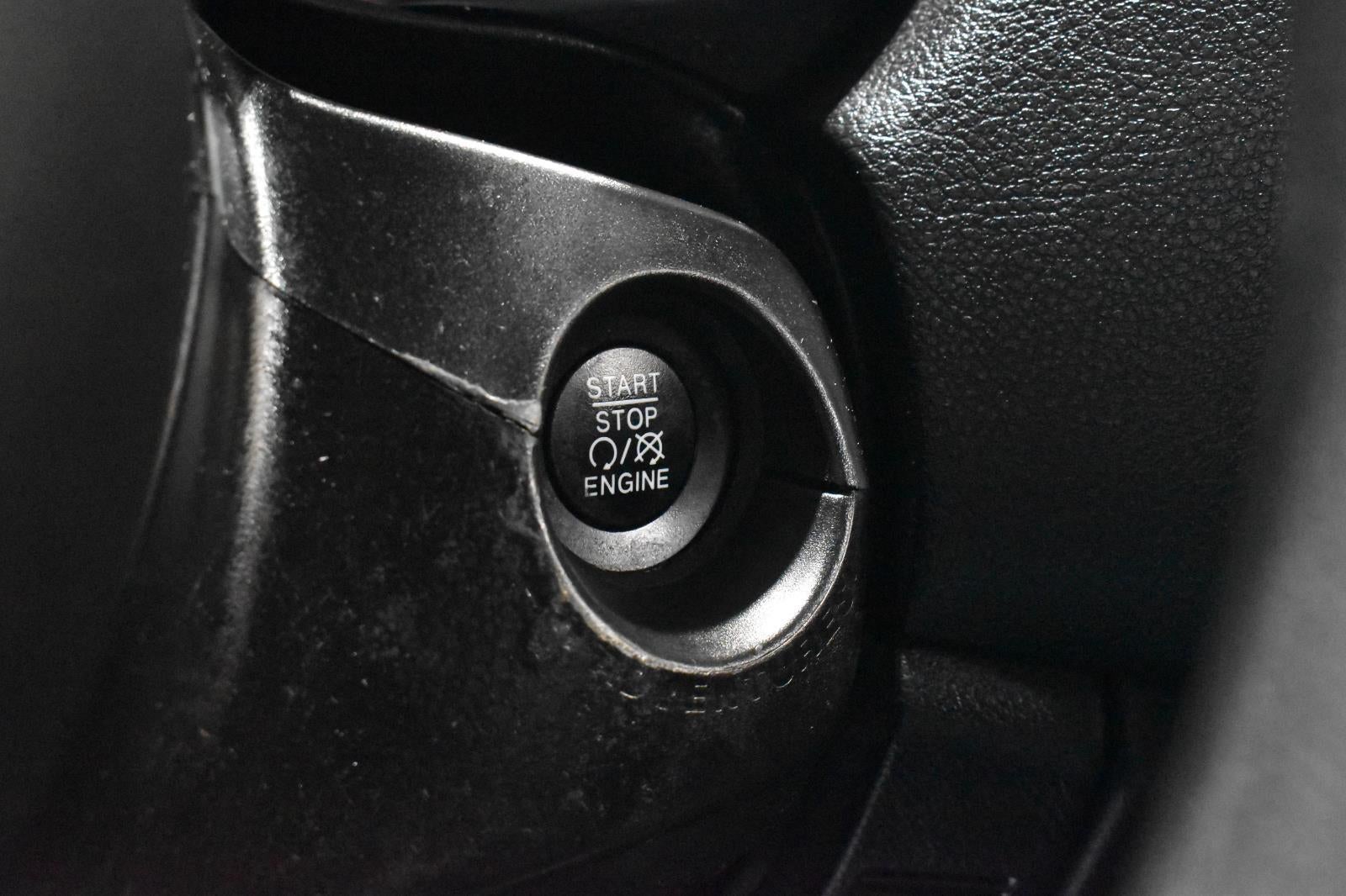 2020 Jeep RENEGADE JEEPSTER FWD